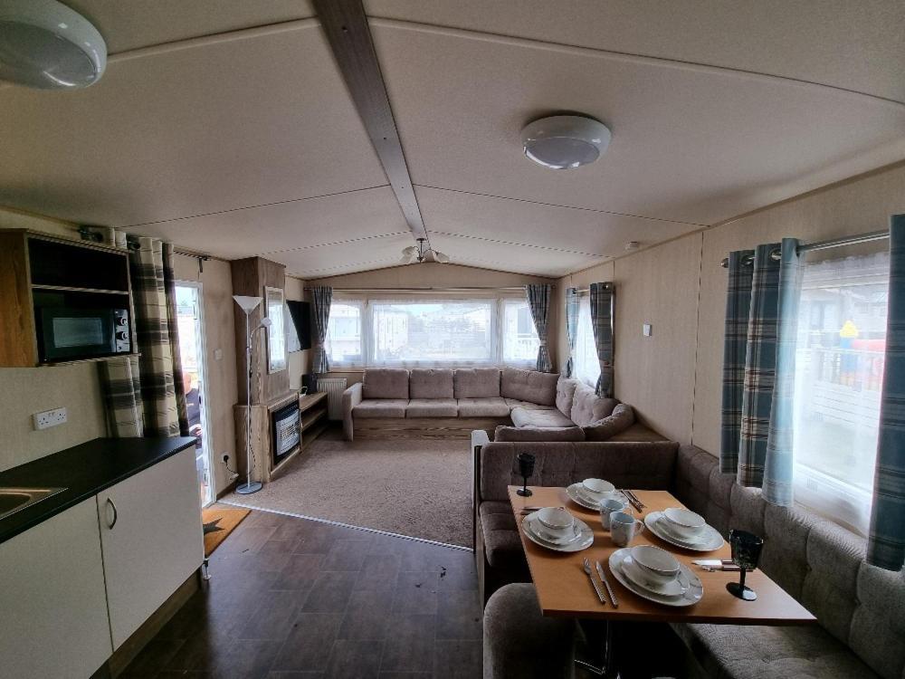 Отель Willow-Static Caravan On Holiday Park Near Margate, Kent Берчингтон Экстерьер фото